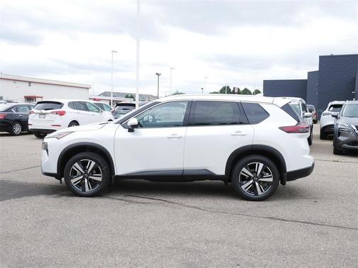 2025 Nissan Rogue SL