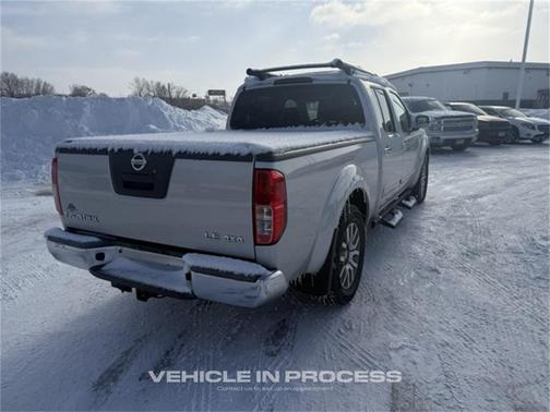 2009 Nissan Frontier LE Crew Cab