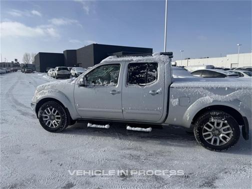 2009 Nissan Frontier LE Crew Cab