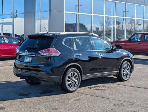 2015 Nissan Rogue SL