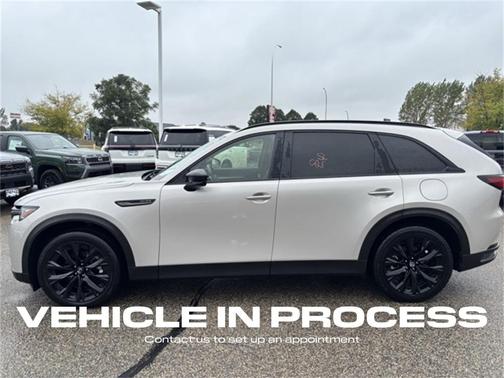 2025 Mazda CX-90 Premium