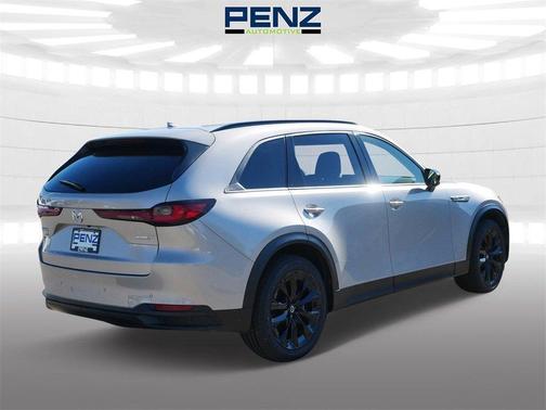 2025 Mazda CX-90 Premium