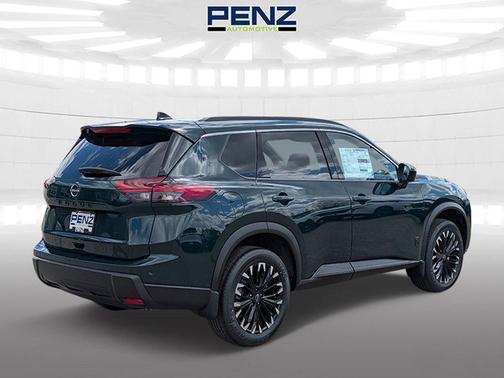 Obsidian Green 2026 Nissan Rogue Dark Armor