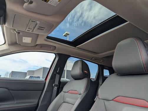 Scarlet Ember T 2026 Nissan Kicks SR