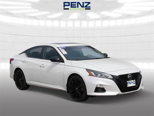 2022 Nissan Altima 2.5 SR