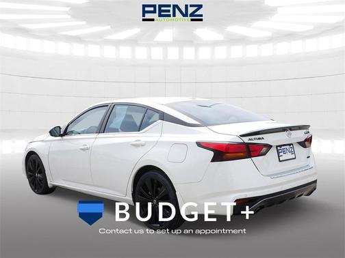 2022 Nissan Altima 2.5 SR