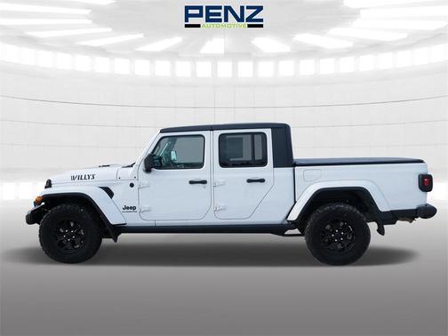 2021 Jeep Gladiator Sport