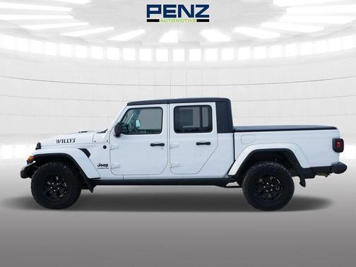 2021 Jeep Gladiator Sport