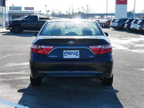 2016 Toyota Camry XLE