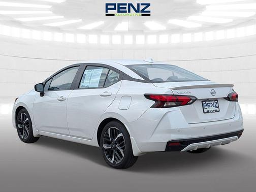 Aspen White 2025 Nissan Versa 1.6 SR
