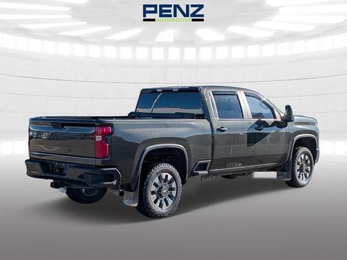 Greenstone 2023 Chevrolet Silverado 2500 Custom