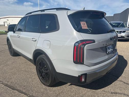 Glacial White Pearl 2023 Kia Telluride SX X-Pro