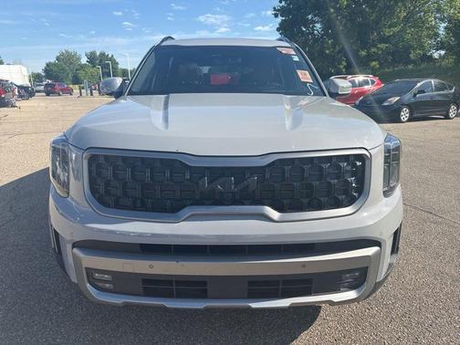Glacial White Pearl 2023 Kia Telluride SX X-Pro