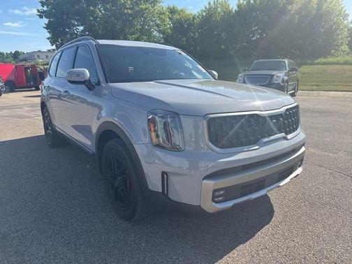 Glacial White Pearl 2023 Kia Telluride SX X-Pro