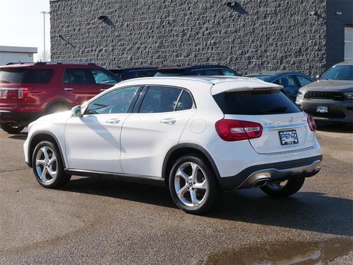 2019 Mercedes-Benz GLA 250 Base 4MATIC