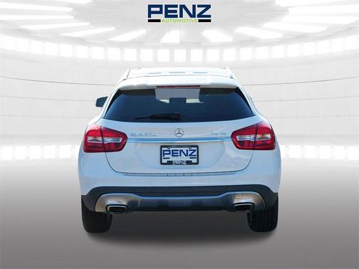 2019 Mercedes-Benz GLA 250 Base 4MATIC