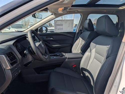 Everest White P 2026 Nissan Rogue Dark Armor