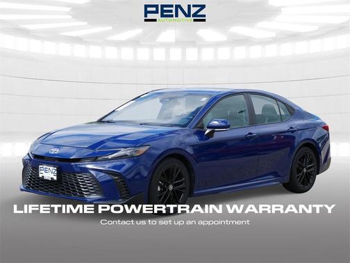 2025 Toyota Camry SE
