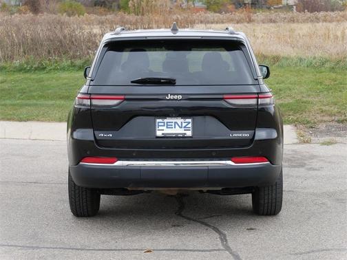 2024 Jeep Grand Cherokee Laredo