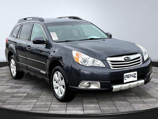 Graphite Gray Metallic 2012 Subaru Outback 2.5i Limited