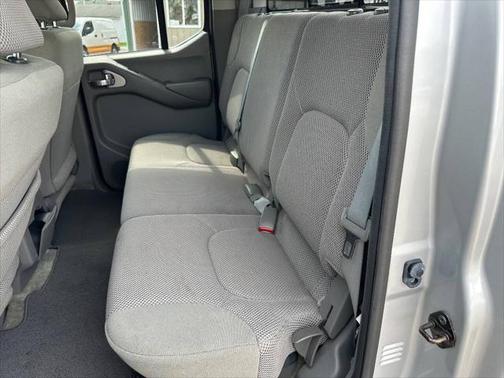 2015 Nissan Frontier SV