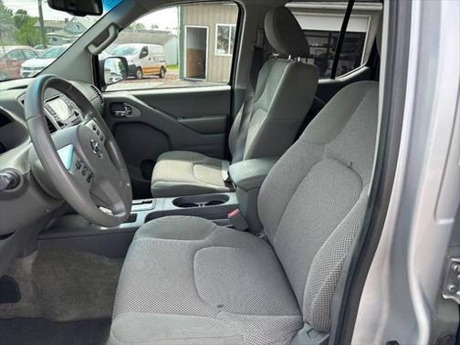 2015 Nissan Frontier SV
