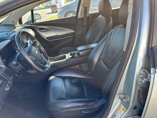 2012 Chevrolet Volt Base