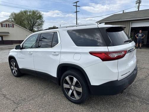 Summit White 2018 Chevrolet Traverse LT Leather