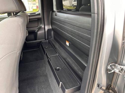 Silver Sky Metallic 2019 Toyota Tacoma SR