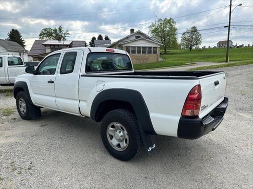 2015 Toyota Tacoma Base