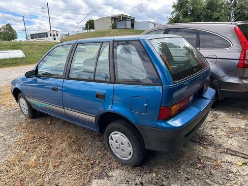 1991 Geo Metro Base 4dr Hatchback
