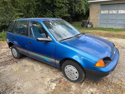1991 Geo Metro Base 4dr Hatchback