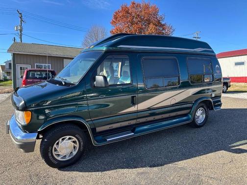 1994 Ford E150 Base