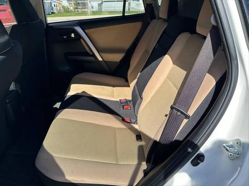 2017 Toyota RAV4 Hybrid XLE