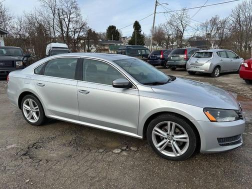 2015 Volkswagen Passat 2.0L TDI DSG SE w/Sunroof
