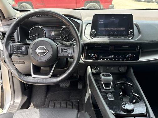 Brilliant Silver Metallic 2023 Nissan Rogue SV