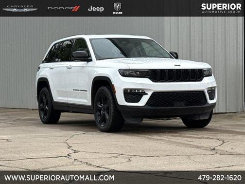 Bright White Clearcoat 2024 Jeep Grand Cherokee Limited