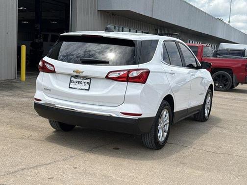 Summit White 2021 Chevrolet Equinox 2LT