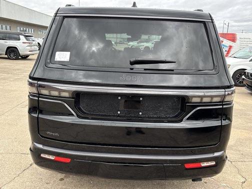 Gloss Black 2026 Jeep Grand Wagoneer LIMITED ALTITUDE