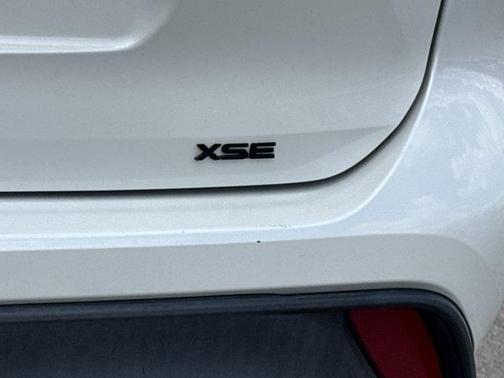 Blizzard Pearl 2021 Toyota Highlander XSE
