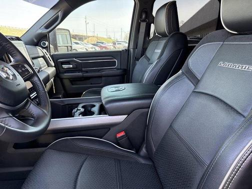 Delmonico Red Pearlcoat 2024 RAM 3500 Laramie
