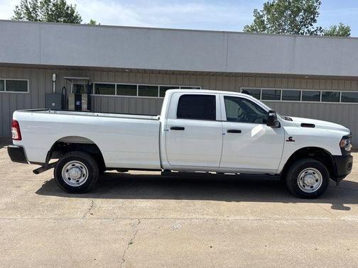 Bright White Clearcoat 2024 RAM 2500 Tradesman