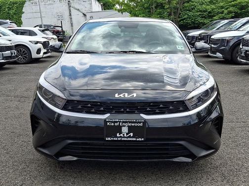 Aurora Black 2023 Kia Forte LXS