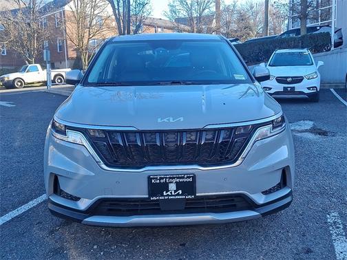 2024 Kia Carnival EX