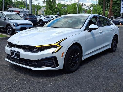 2025 Kia K5 LXS