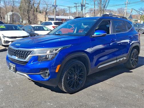 2022 Kia Seltos Nightfall