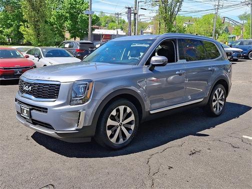 2022 Kia Telluride S