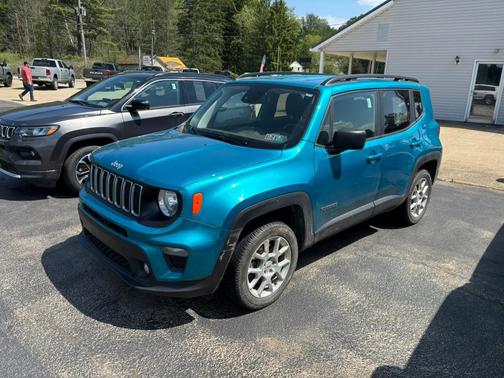 Metallic 2022 Jeep Renegade Latitude