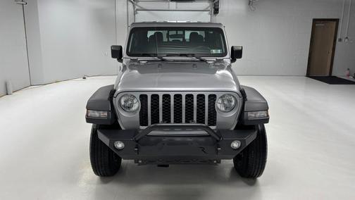 2020 Jeep Gladiator Sport