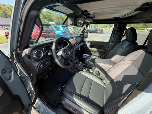 Anvil 2026 Jeep Gladiator Sport